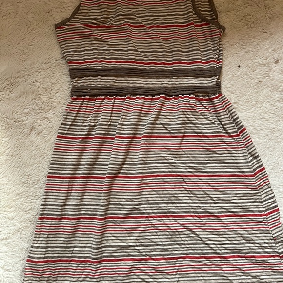 striped midi dress - Picture 2 of 3